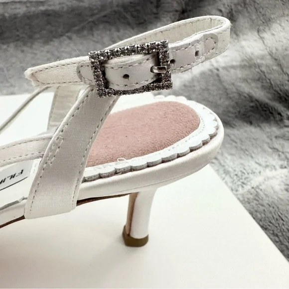 NEW! Filippa Scott Lori Wedding shoe heels 39 8.5 satin ivory crystal - Picture 7 of 10
